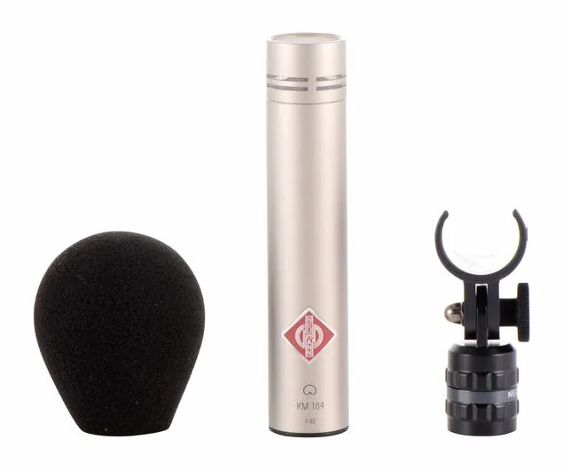 Neumann KM184, de bevestiging en de houder