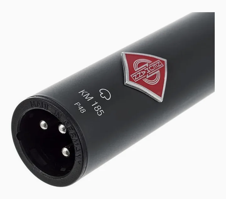 Neumann KM185 mt, het frontale grillewerk