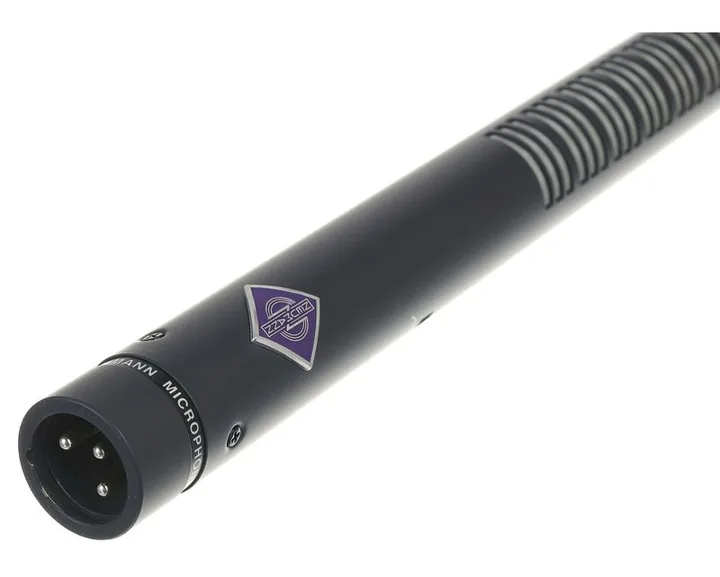 Neumann KMR 82 I mt, de behuizing van opzij