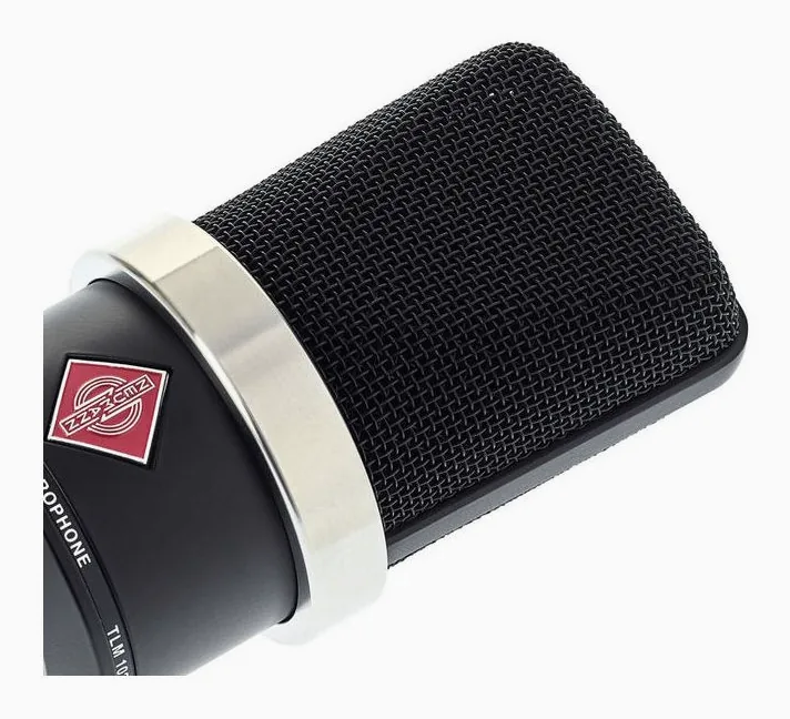 Neumann TLM 102 BK, het frontale grillewerk