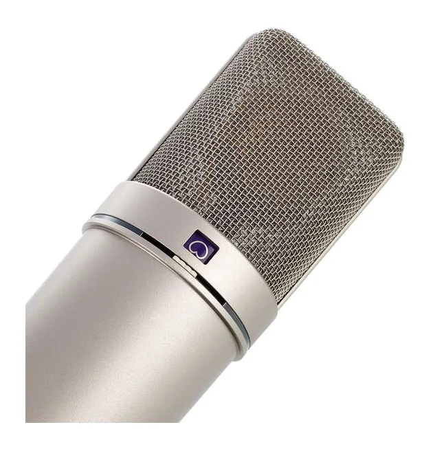 Neumann U87 AI Bundle, de bevestiging en de houder