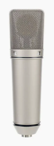 Neumann U87 Ai, de XLR-aansluiting onderaan