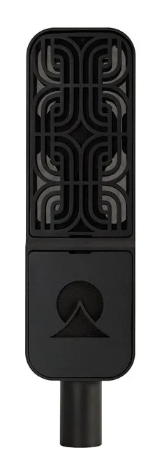 Ohma World Motif Condenser Black & Black, de XLR-aansluiting onderaan