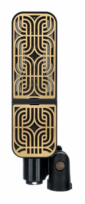Ohma World Motif Ribbon Black & Brass, de bevestiging en de houder