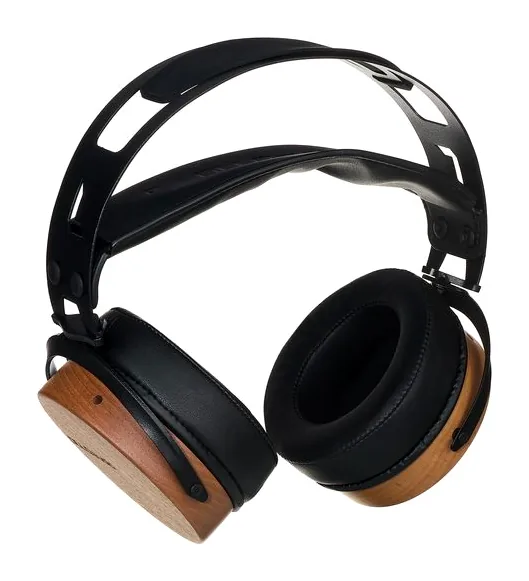 OLLO Audio R1 1.0, de kabelaansluiting aan de oorschelp