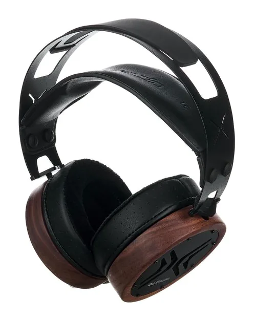 OLLO Audio X1 1.0 2024, de oorschelp van dichtbij