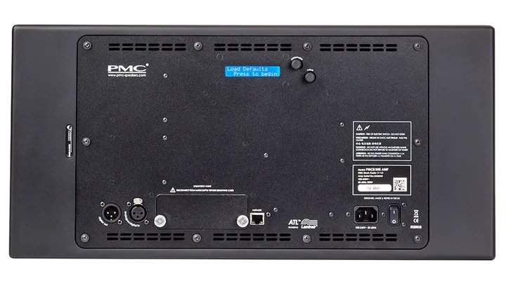 PMC 8 Sub, het frontpaneel met de woofer en tweeter
