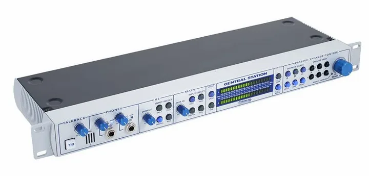 Presonus Central Station Plus, de behuizing van opzij