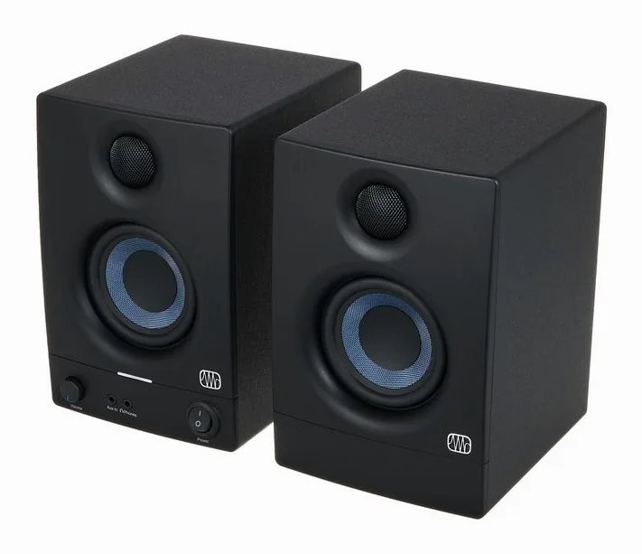 Presonus Eris 3.5 2nd Gen Riser Bundle, het frontpaneel met de woofer en tweeter