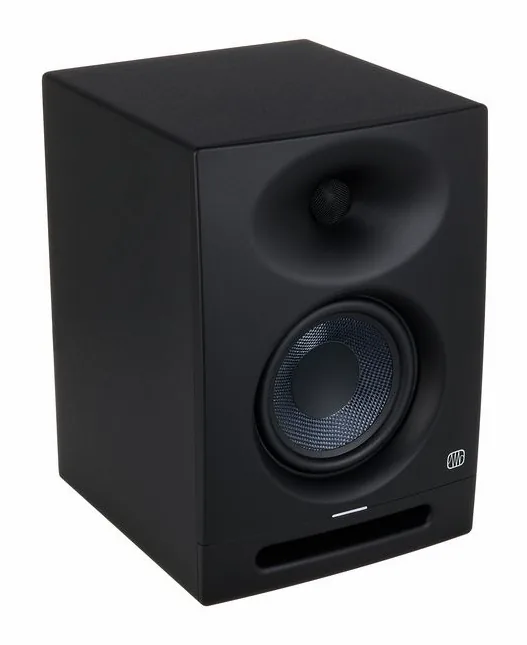 Presonus Eris Studio 5, het logo en de afwerking