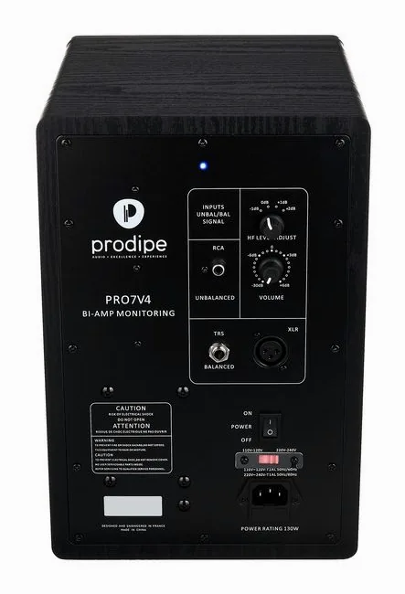 Prodipe Pro 7 V4 Black Wood, het frontpaneel met de woofer en tweeter