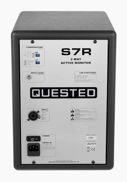 Quested S7R Mk3 Active, het frontpaneel met de woofer en tweeter