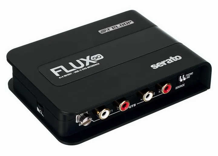 Reloop Flux Go, het volumeknopje en de LED-meters