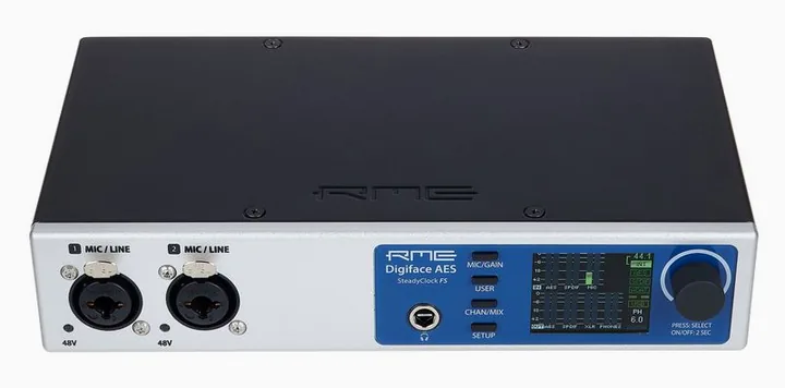 RME Digiface AES, de behuizing van opzij