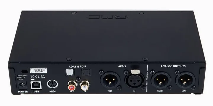 RME Digiface AES, het volumeknopje en de LED-meters