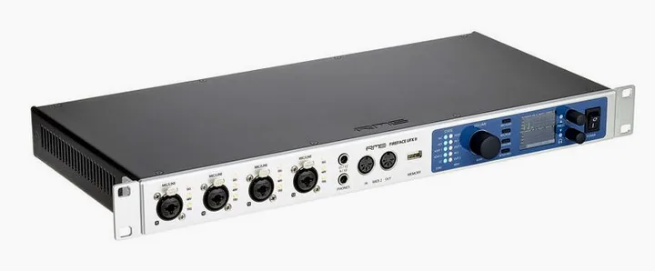 RME Fireface UFX II, de aansluitingen aan de achterkant