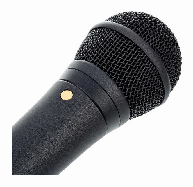 Rode M1, de XLR-aansluiting onderaan