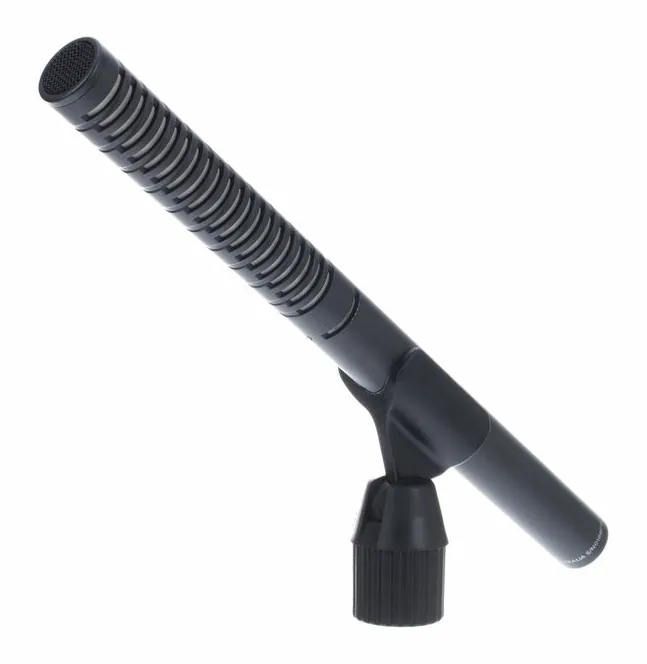 Rode NTG2 Bag Bundle, de XLR-aansluiting onderaan