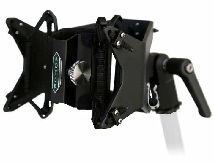 Royer Labs R-12 MP Shockmount Bundle, het logo en de afwerking