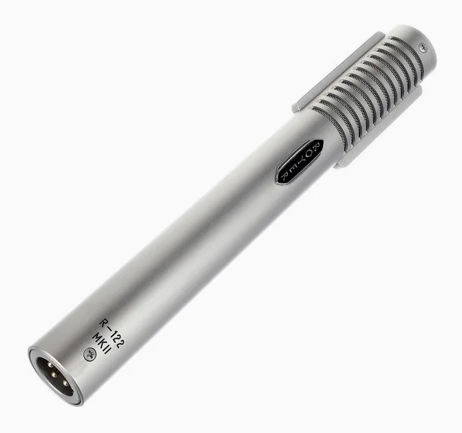 Royer Labs R-122 MkII Matched Pair, de XLR-aansluiting onderaan