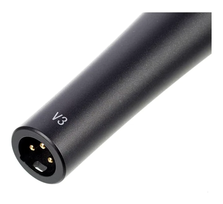 SE Electronics V3, de XLR-aansluiting onderaan