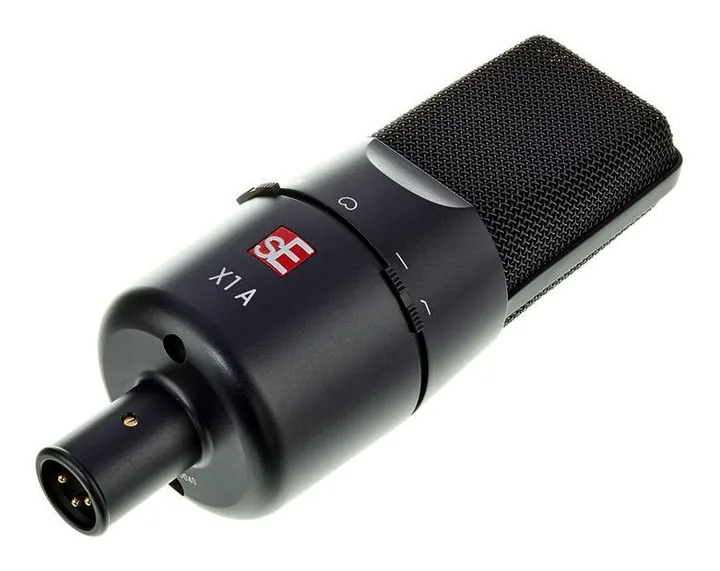 SE Electronics X1A, het frontale grillewerk