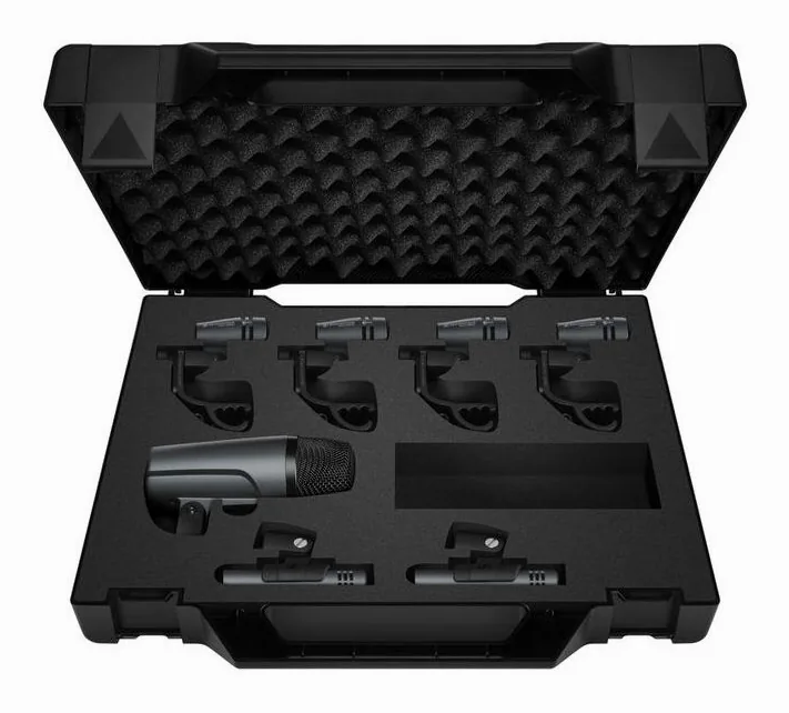 Sennheiser 600 Drum Set, het frontale grillewerk