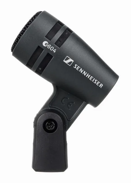 Sennheiser E604 3Pack, het frontale grillewerk