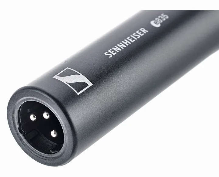 Sennheiser E835, de microfoonkorf van dichtbij