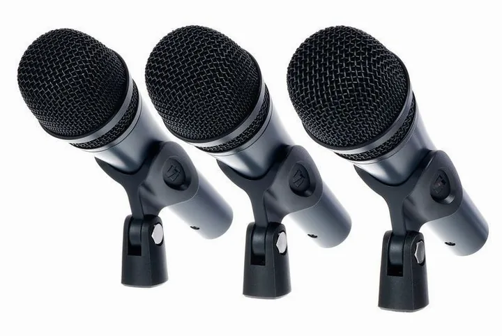 Sennheiser E835-S 3Pack Bundle, de bevestiging en de houder