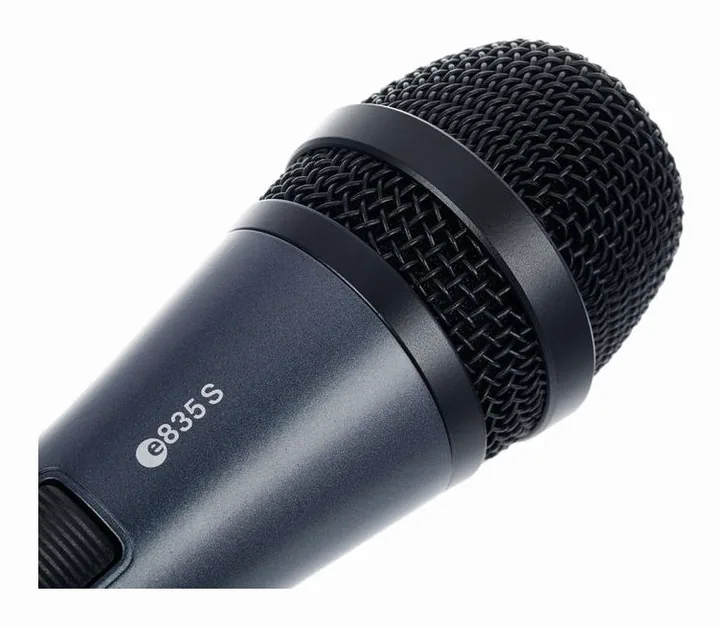 Sennheiser E835-S 3Pack, het logo en de afwerking