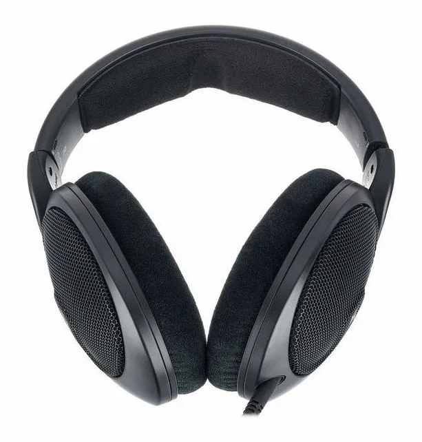 Sennheiser HD-400 Pro, de kabelaansluiting aan de oorschelp