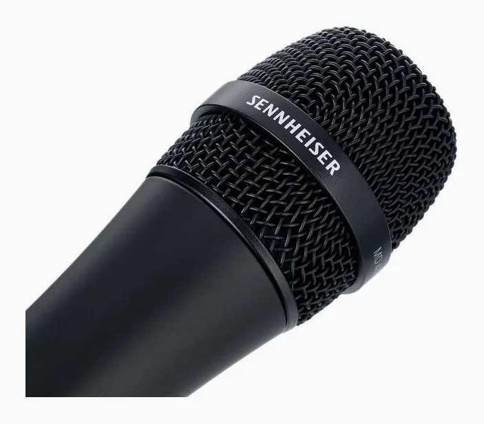 Sennheiser MD 435, de XLR-aansluiting onderaan