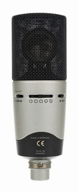 Sennheiser MK8, de bevestiging en de houder