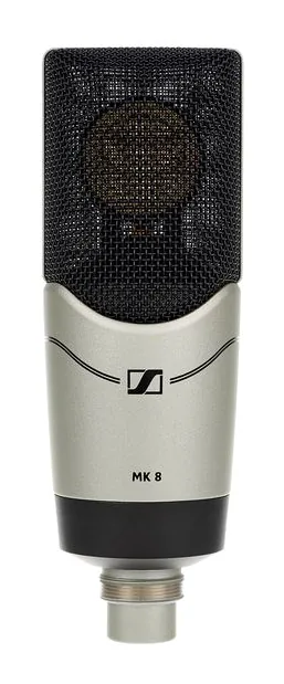 Sennheiser MK8 Recording Desk Bundle, de XLR-aansluiting onderaan