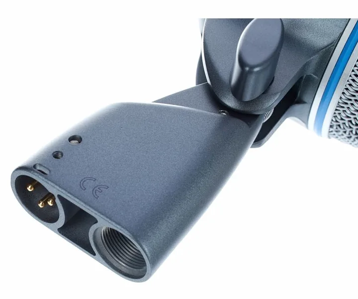 Shure Beta 52 Bundle, de bevestiging en de houder