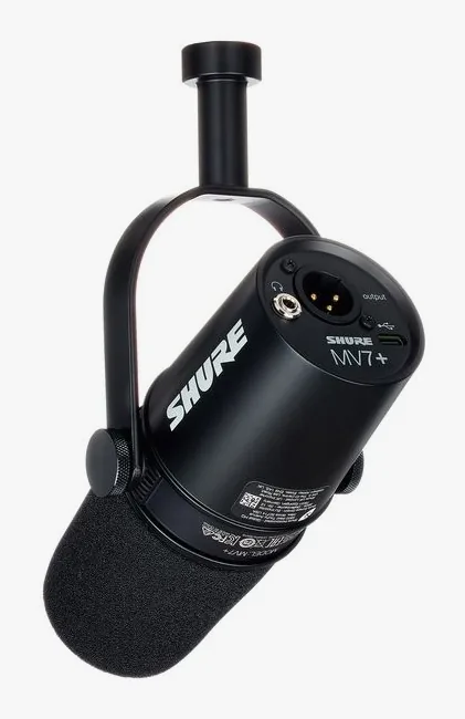 Shure MV7 Plus, het logo en de afwerking