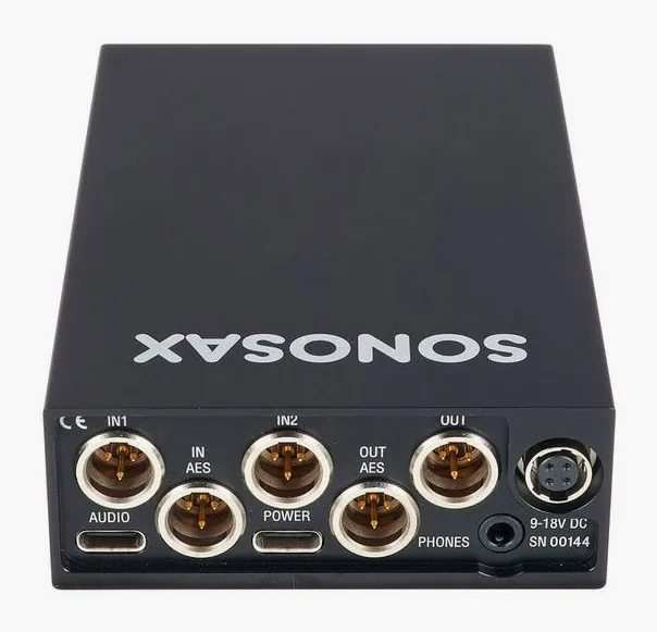 Sonosax SX-M2D2, de behuizing van opzij