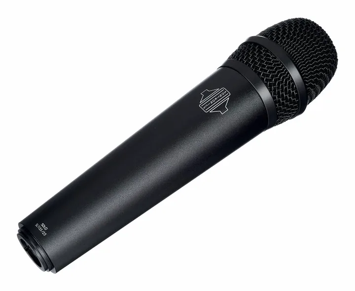 Sontronics Solo, het logo en de afwerking
