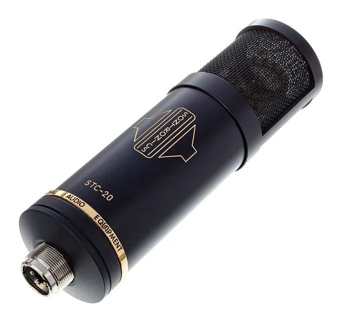 Sontronics STC-20 Pack, de XLR-aansluiting onderaan
