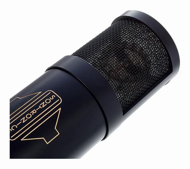 Sontronics STC-20 Pack, het logo en de afwerking