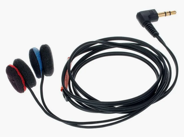 Soundman OKM II Classic/Studio Solo, de XLR-aansluiting onderaan