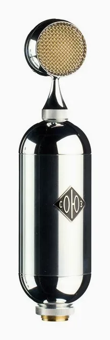 Soyuz Tube-S Silver 17, de XLR-aansluiting onderaan