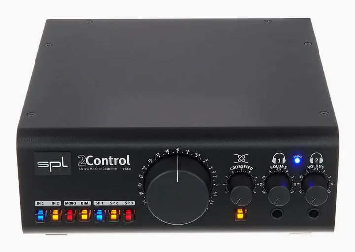 SPL 2Control black, het frontpaneel met de woofer en tweeter