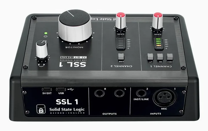 SSL 1, het voorpaneel met de draaiknoppen