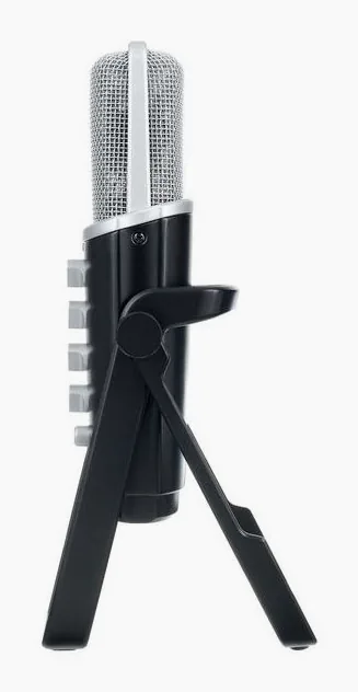 Superlux E431U, de XLR-aansluiting onderaan