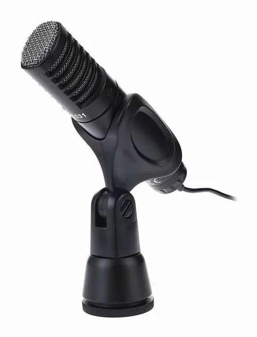 Superlux E531, het logo en de afwerking
