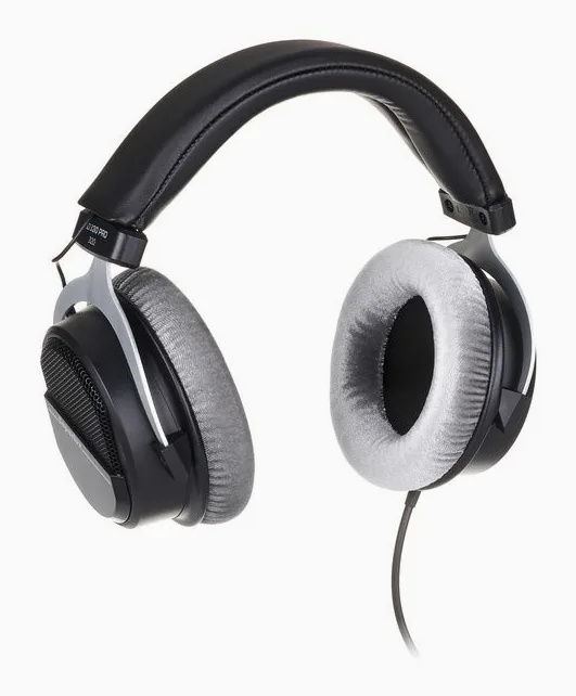 Superlux HD-330 Pro 32 Ohms, de oorkussens van dichtbij