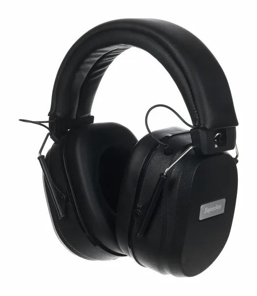 Superlux HD-667, de oorkussens van dichtbij