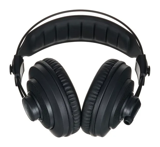 Superlux HD-668 B MKII, de kabelaansluiting aan de oorschelp
